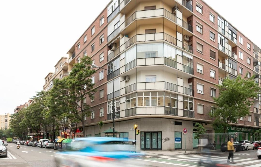Urban Vedruna Saragossa Exterior foto